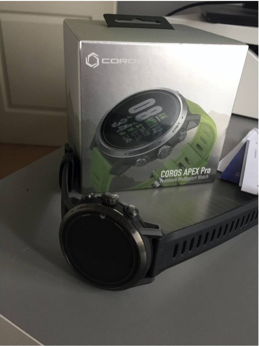 Test COROS APEX Pro pour le trail une montre GPS moins ch re